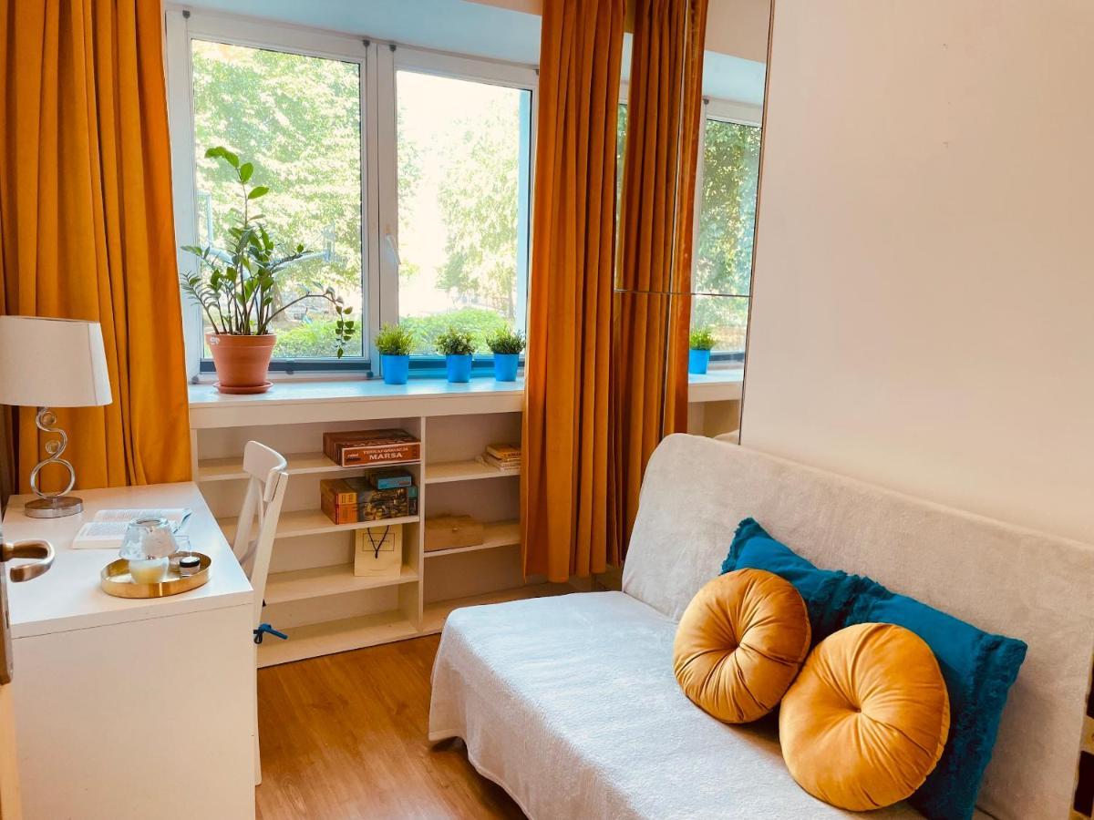 Luxury 4-Bedroom Apartment In Centre - Self-Check In & Fast Wifi Warszawa Zewnętrze zdjęcie