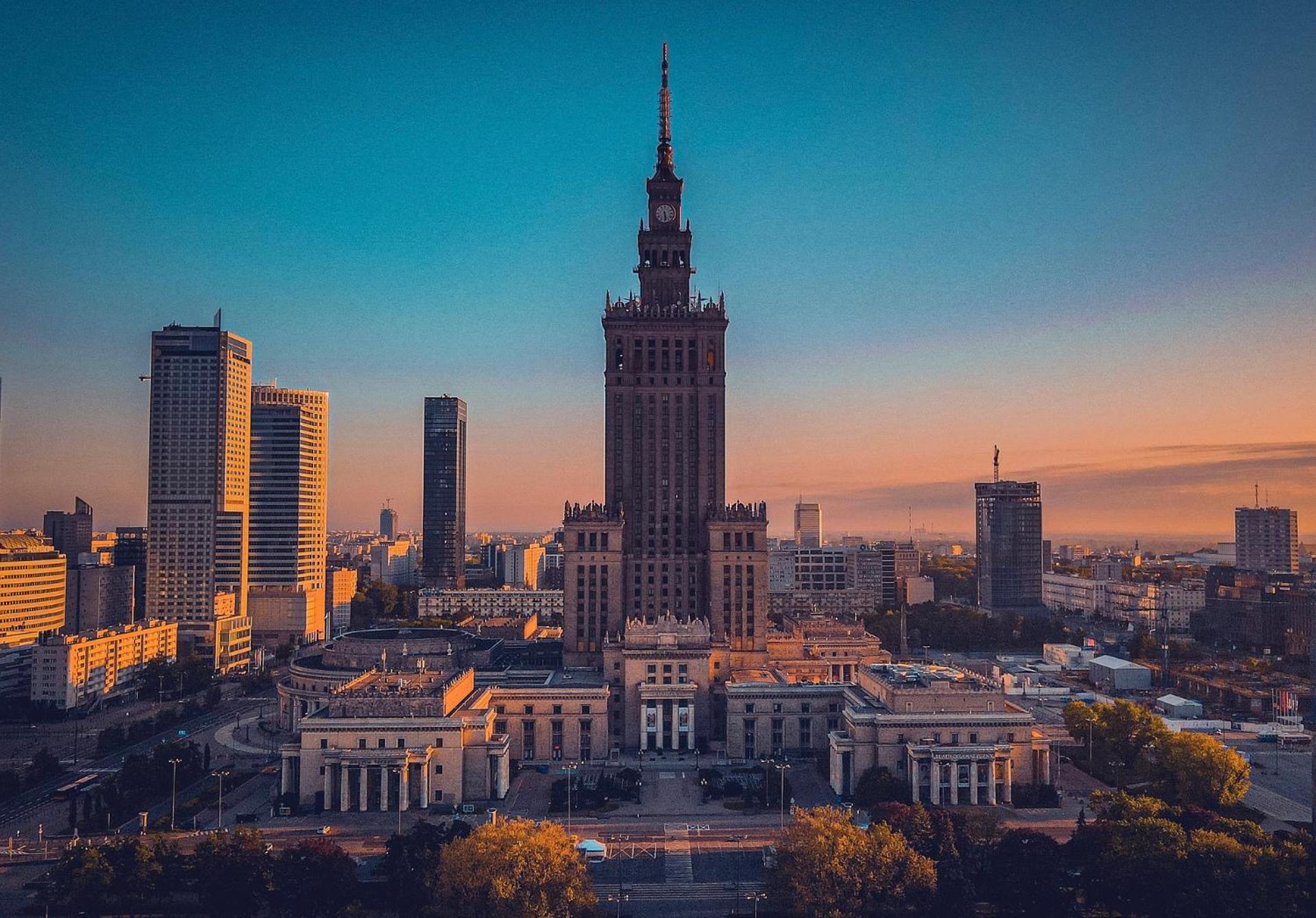 Luxury 4-Bedroom Apartment In Centre - Self-Check In & Fast Wifi Warszawa Zewnętrze zdjęcie