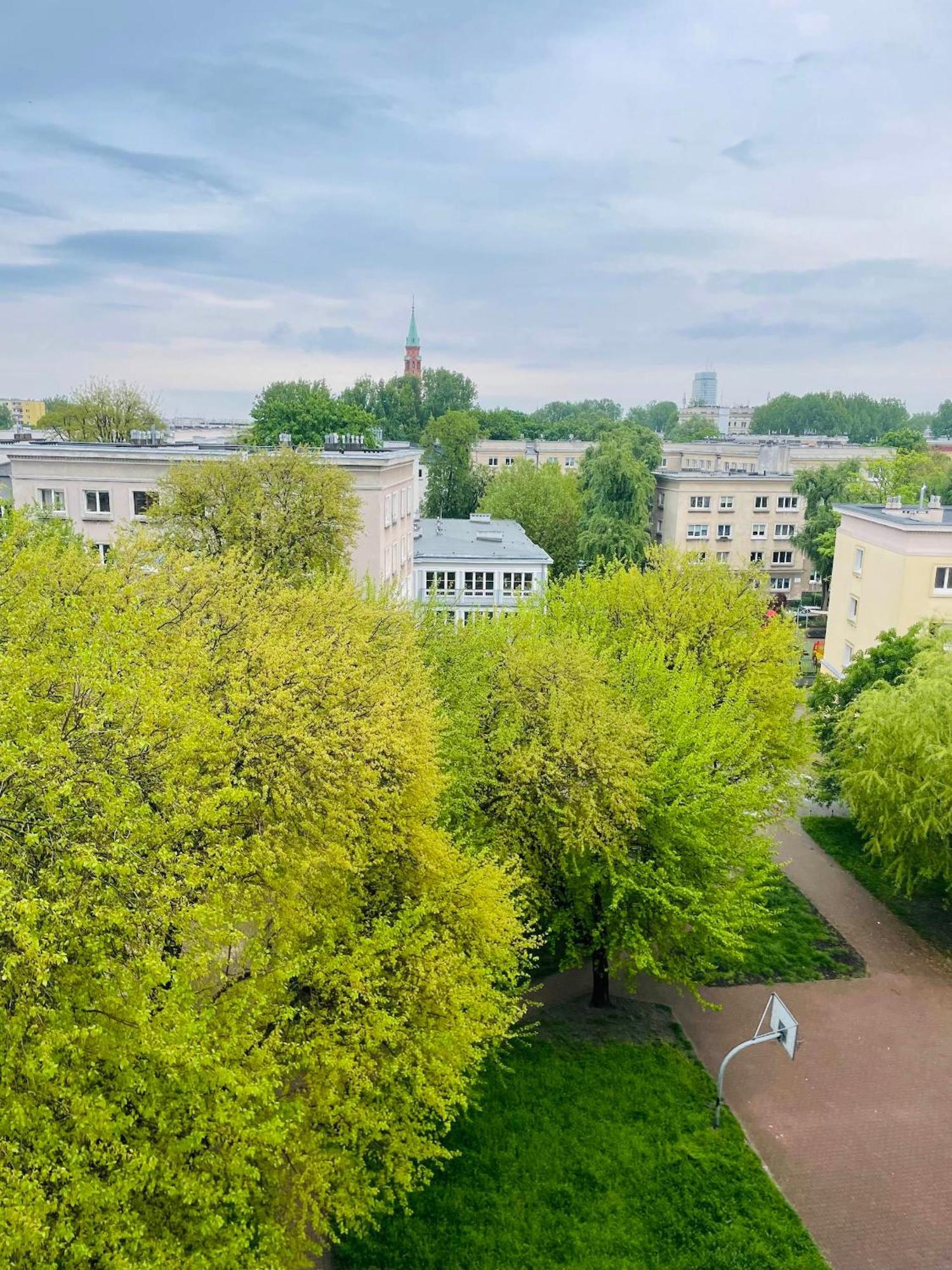 Luxury 4-Bedroom Apartment In Centre - Self-Check In & Fast Wifi Warszawa Zewnętrze zdjęcie